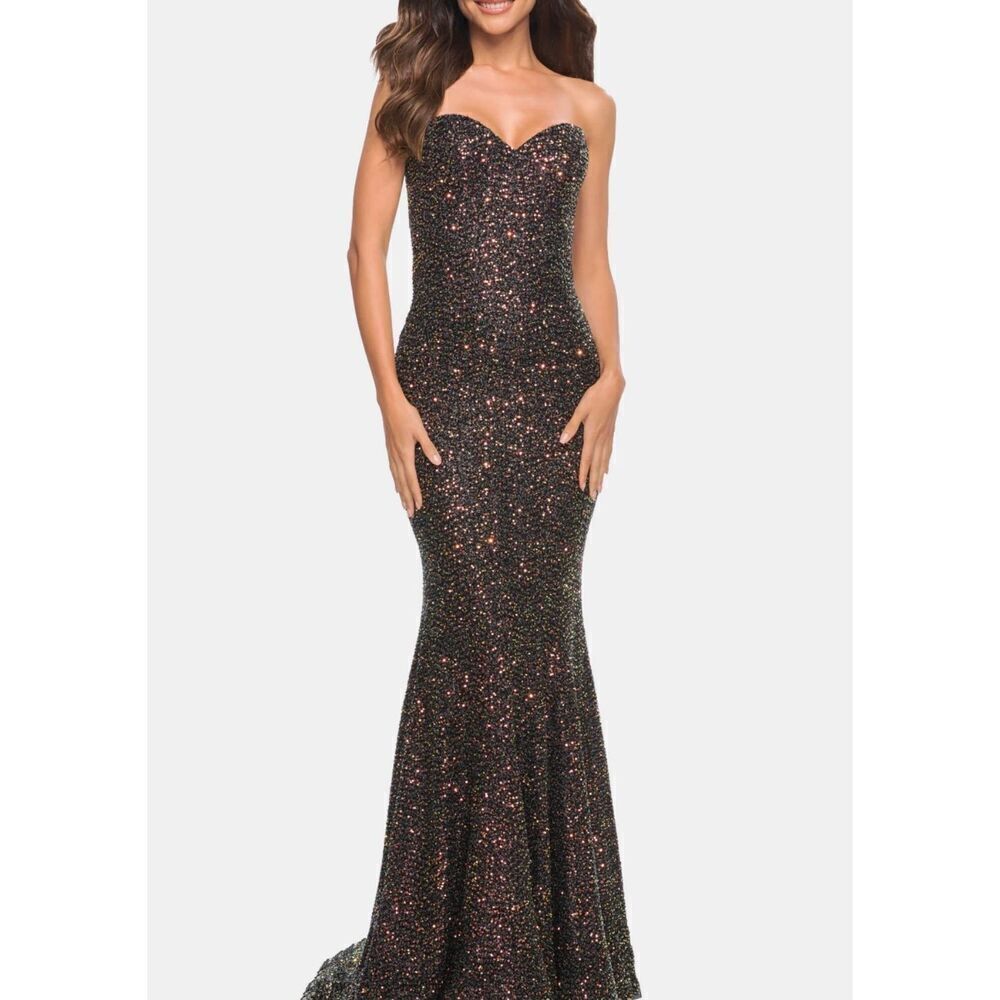 La femme Black Long Sequin Strapless Gown